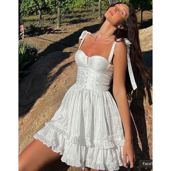 ADEIRLINA Fragrant Jasmine Pearl Corset Mini Dress White NWT XL - Picture 1 of 5